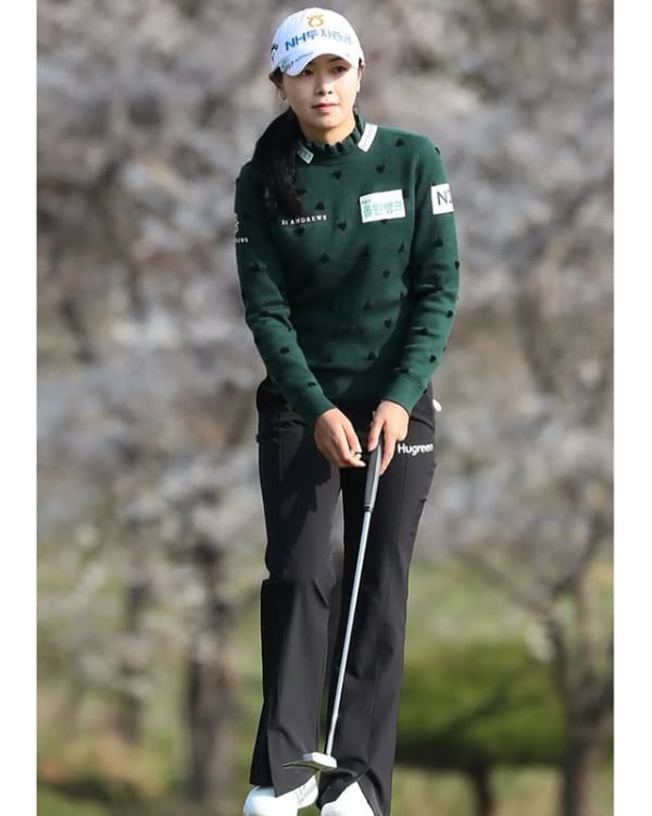 디시트렌드 KLPGA 1위 이가영, 퍼팅도 팬심도 다 잡았다