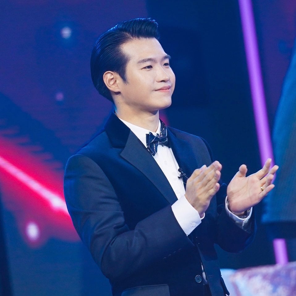 조명섭, 디시트렌드 트로트男 인기투표 1위 탈환…"고전美의 진심"