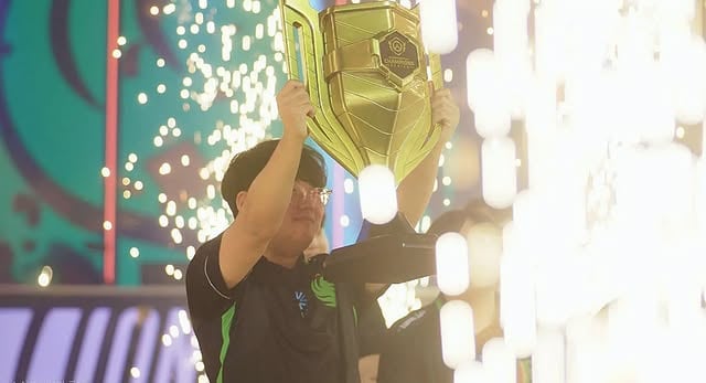 최한빈, 디시트렌드 오버워치 투표 1위…아시아 탱커 최정점