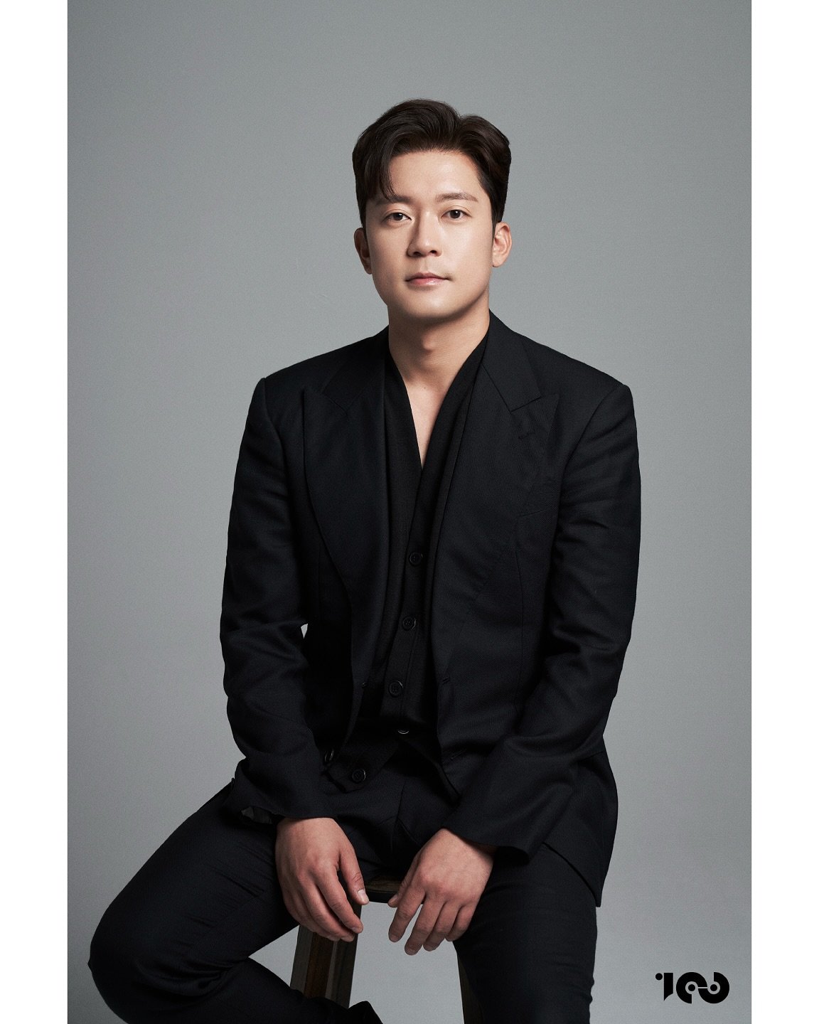 김대호, 디시트렌드 아나운서 인기 투표 1위…예능도 접수한 차세대 강자