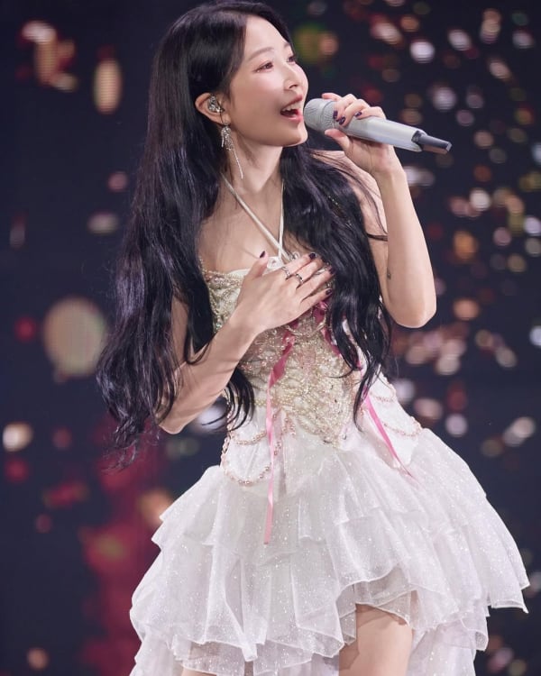 디시트렌드 솔로 여가수 1위 보아, 이 조합에 팬들 난리