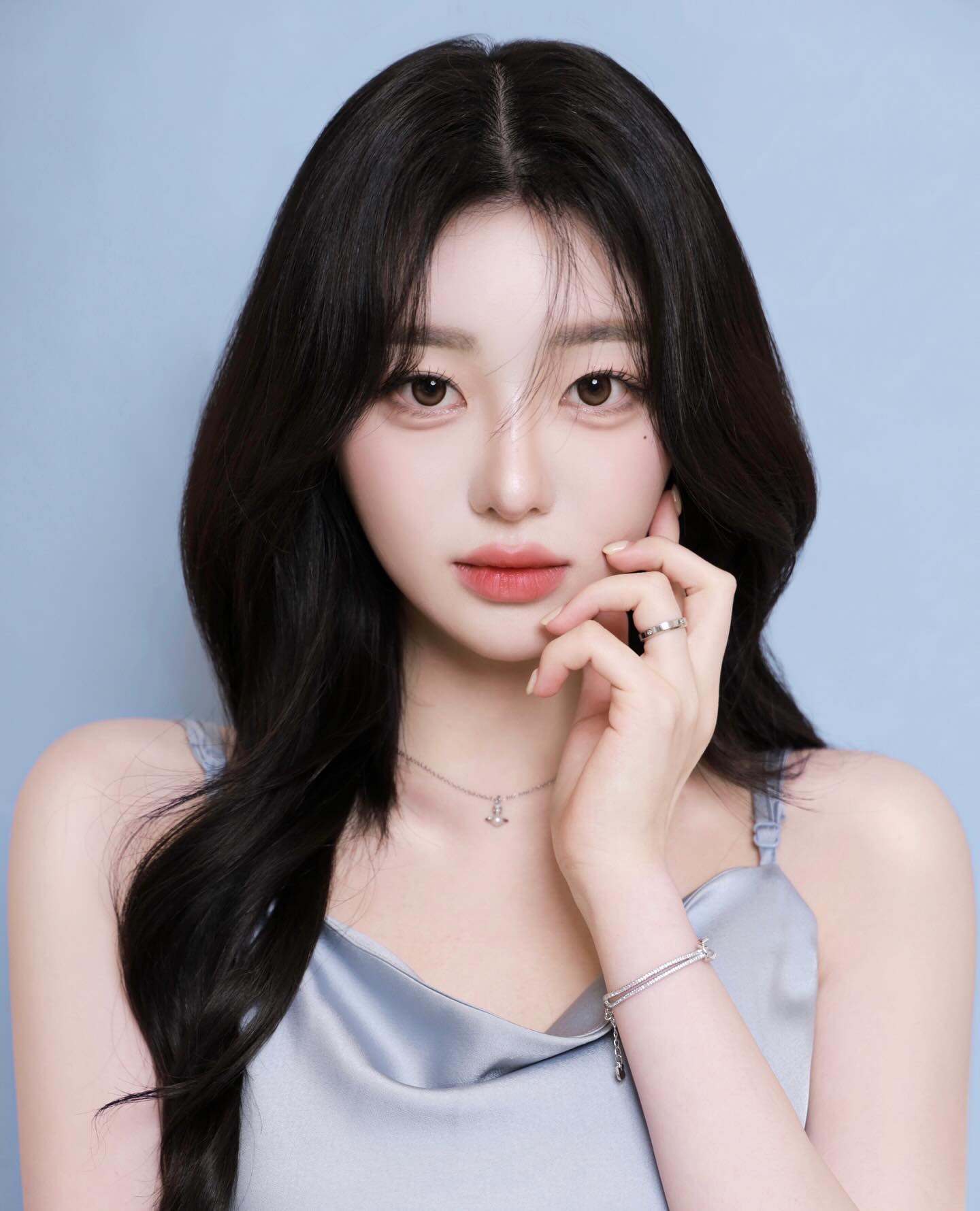 디시트렌드 1위 권희원, 응원석 여신 탄생 예고