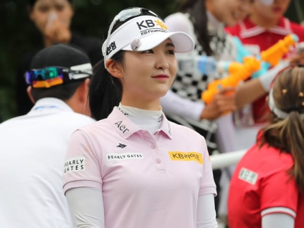 이예원, 디시트렌드 1위 등극…NH챔피언십 2연패 도전
